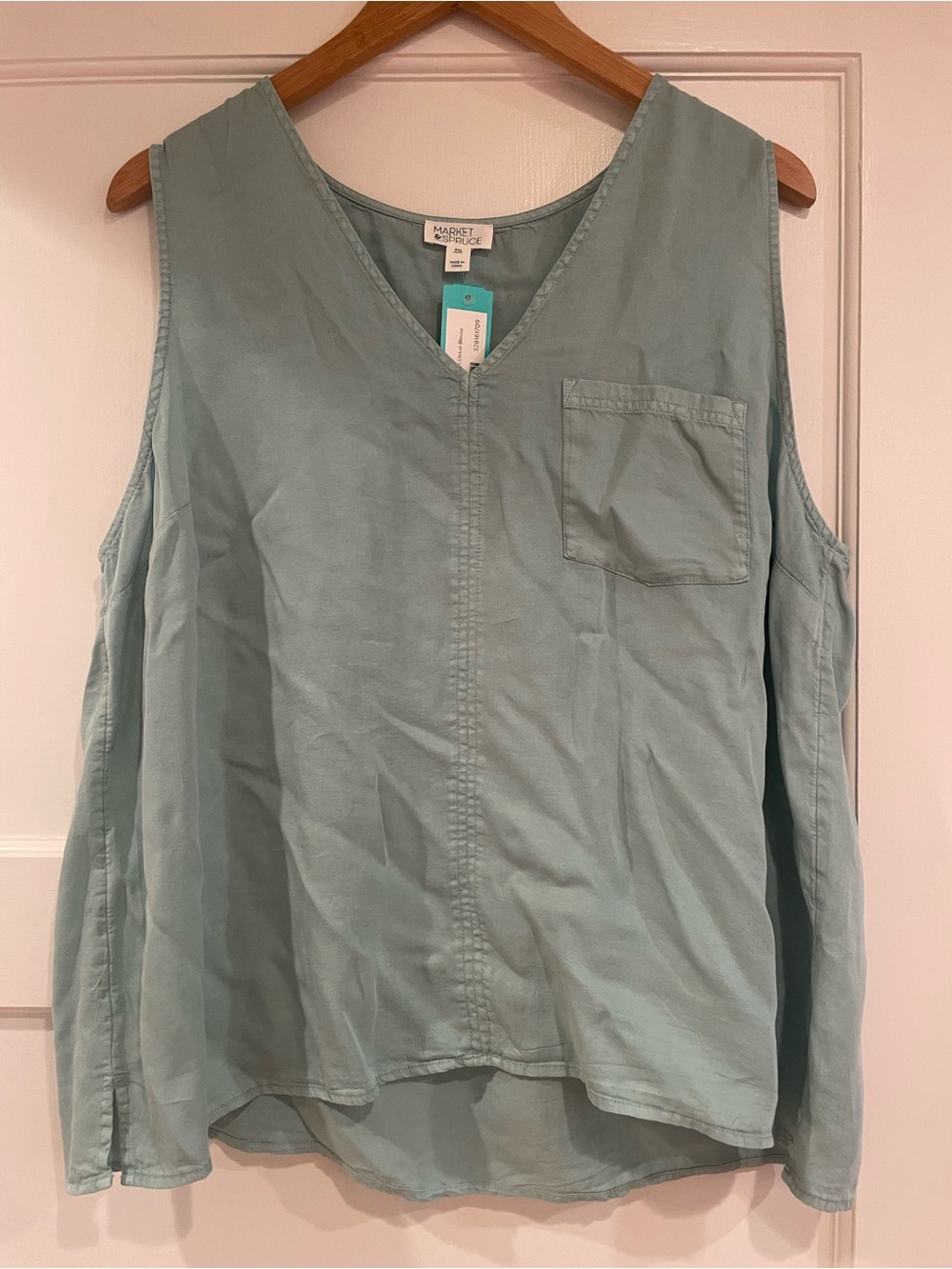 Market & Spruce aqua blue V-Neck Sleeveless Top